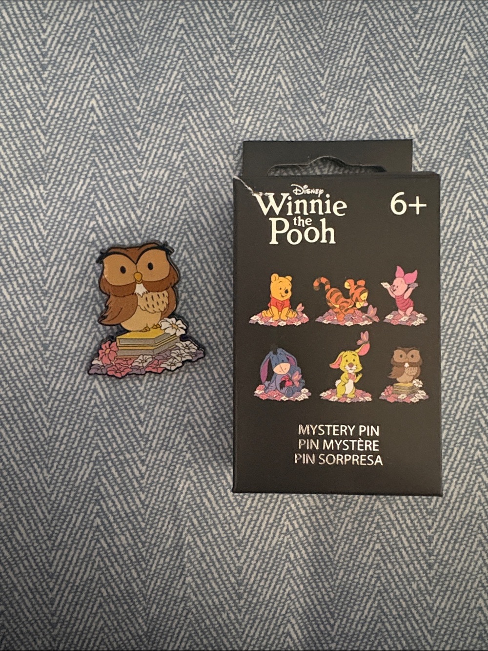 Disney Winnie the Pooh Owl Mystery Pin - Brown & Tan